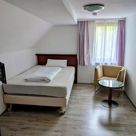 Hotel Pension Bluechersruh