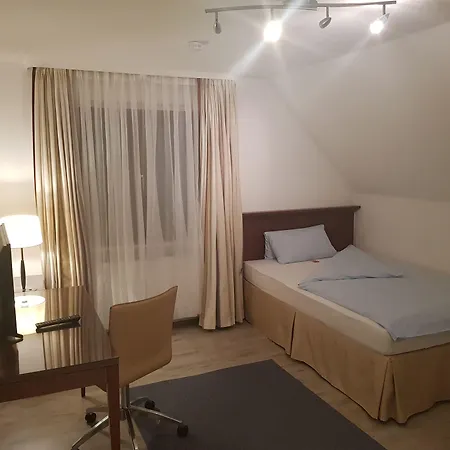 Hotel Hotel Pension Bluechersruh 3*
